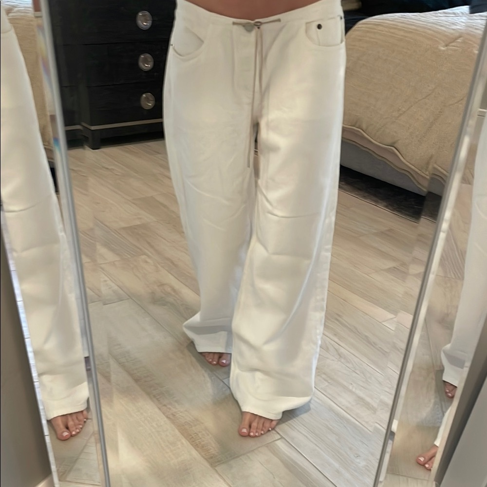 Still Here New York Cool Jean in Milk Size 28